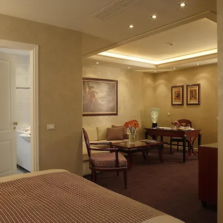 Theoxenia House 4* Athene