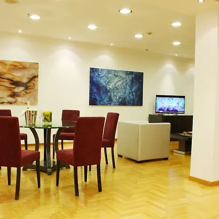 Theoxenia House Hotel