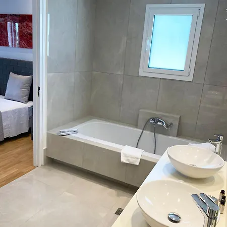 Hotel Theoxenia House 4*